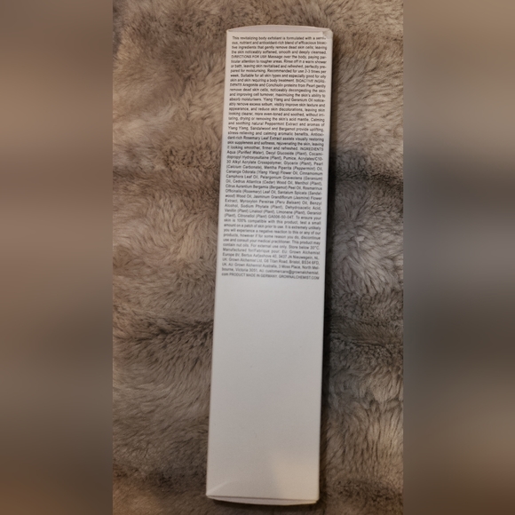 Grown Alchemist Purifying Body Exfoliator - Picture 5 of 7